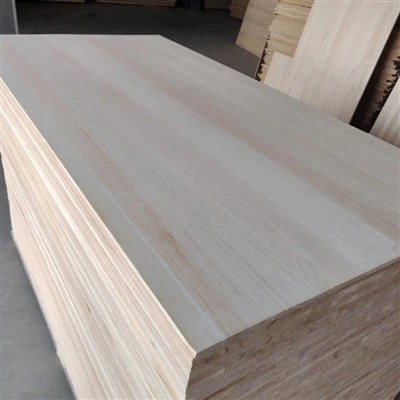 تخته چسب دار لبه پائولونیا E0 چسب 1220*2440 میلی متری برای کاردستی DIY قفسه کمد
